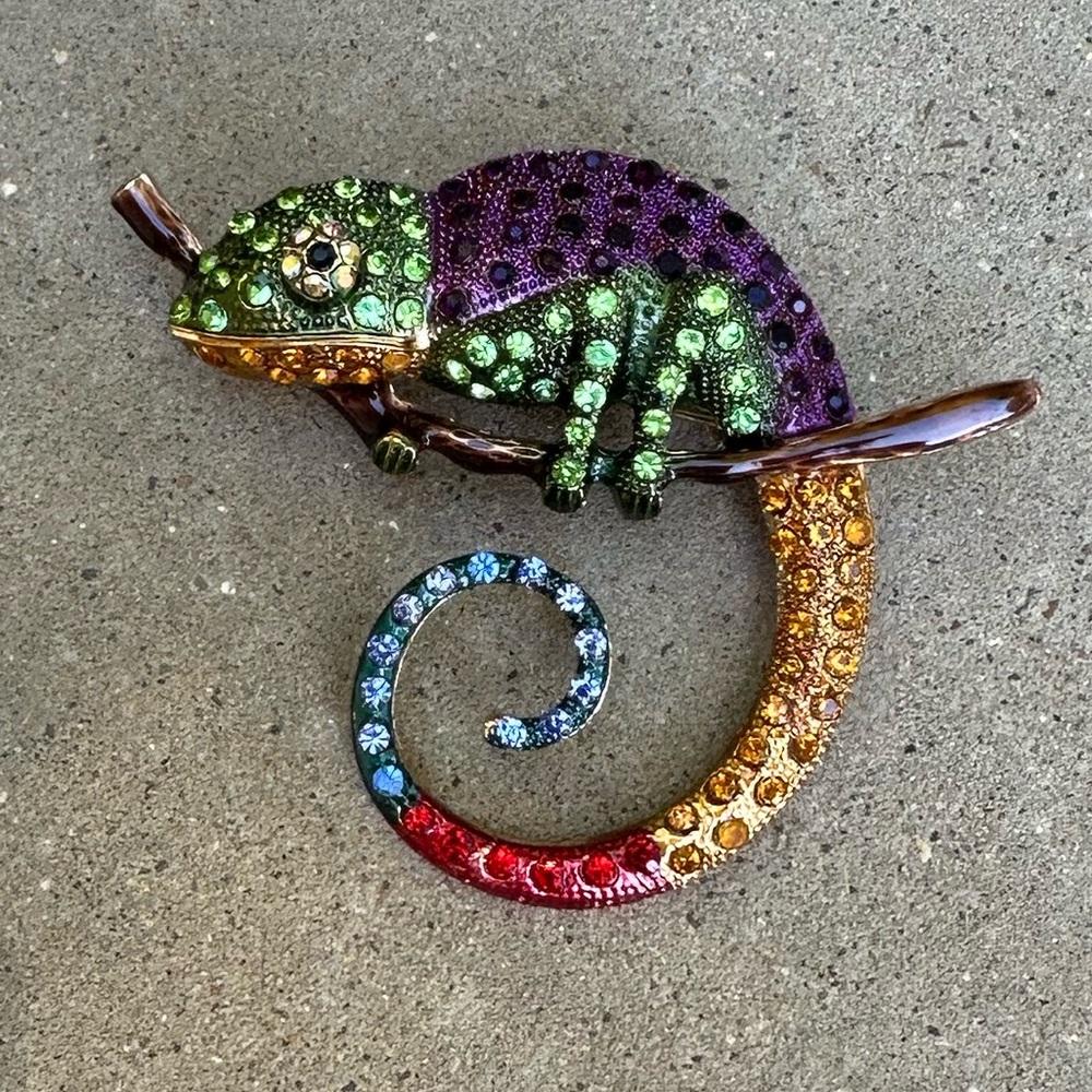 Multicolor Jeweled Chameleon Reptile Brooch Pin
